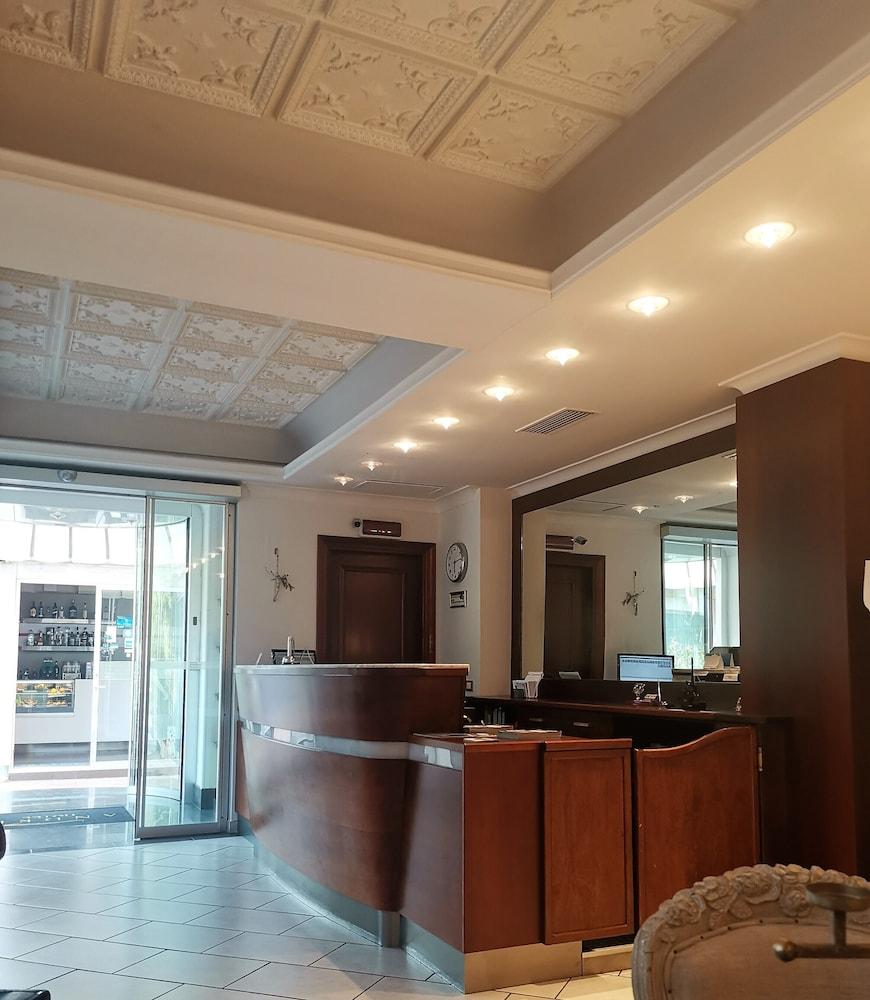 Andris Hotel Ercolano Exterior photo