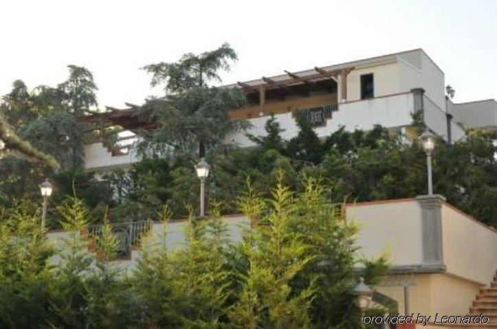 Andris Hotel Ercolano Exterior photo