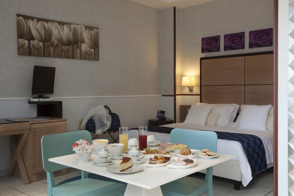 Andris Hotel Ercolano Exterior photo