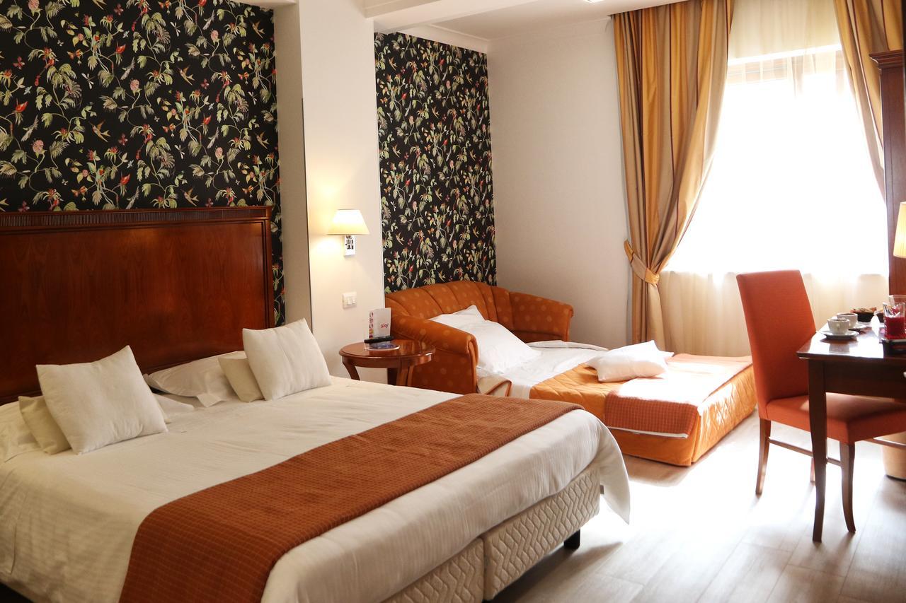 Andris Hotel Ercolano Exterior photo